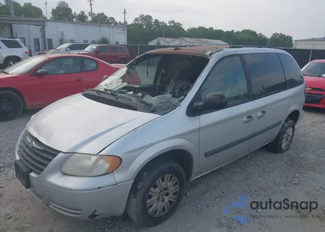 2005 Chrysler Town & Country z USA, uszkodzony, nr VIN 1C4GP45R95B295247
